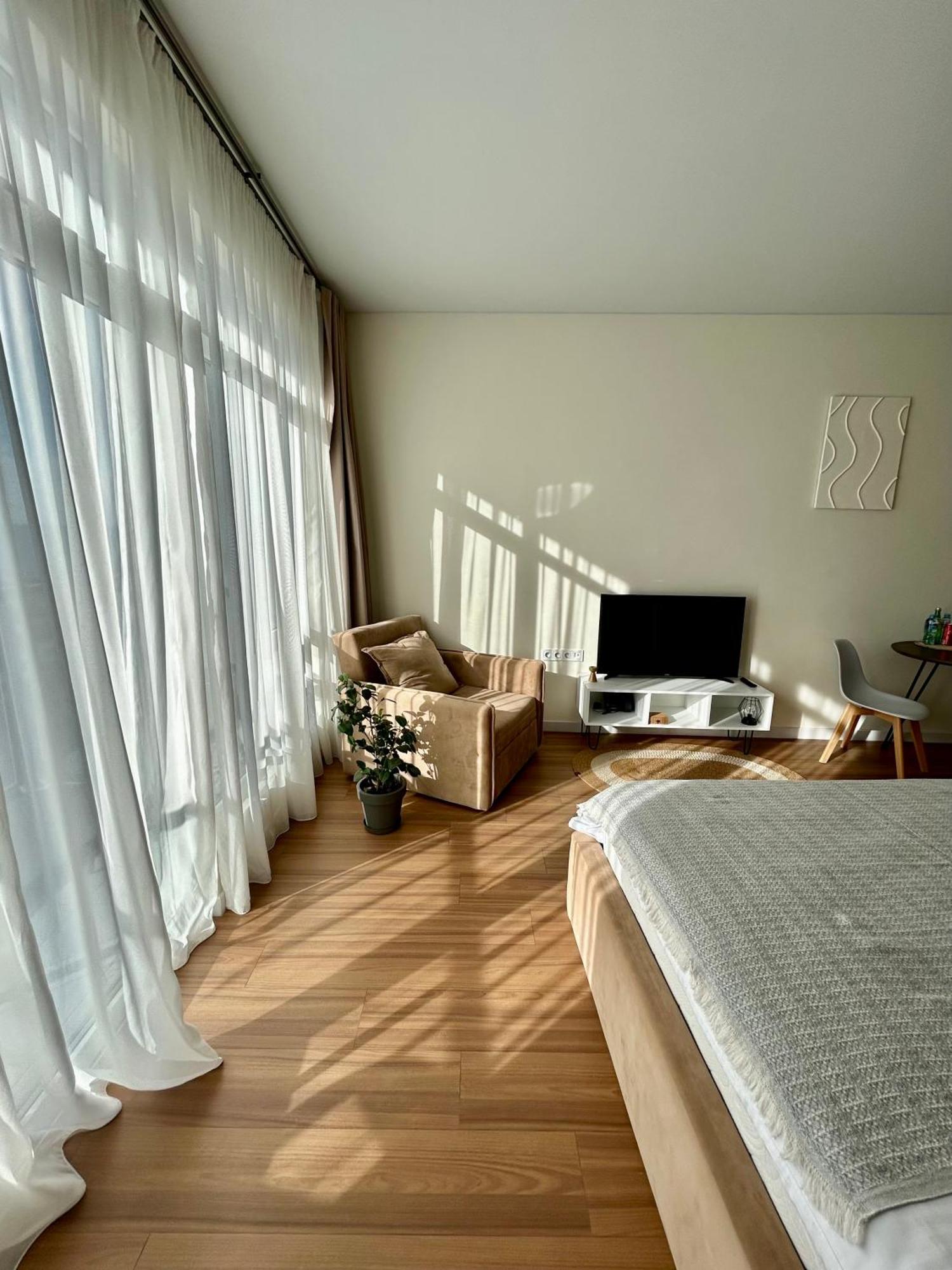 White Apartment Batumi Exterior foto